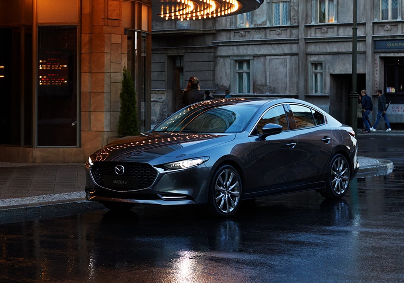 Mobil Medium Sedan