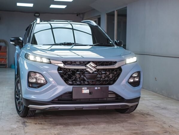 Suzuki Fronx dp 50 juta